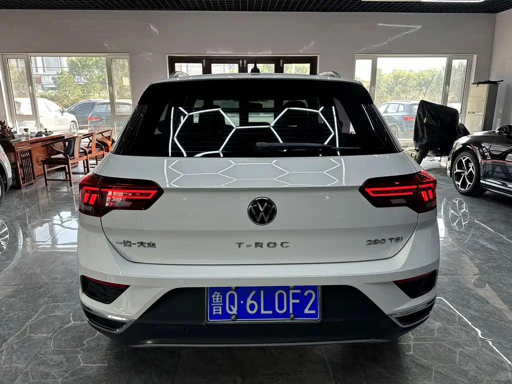 Volkswagen T-Roc — миниатюра 6