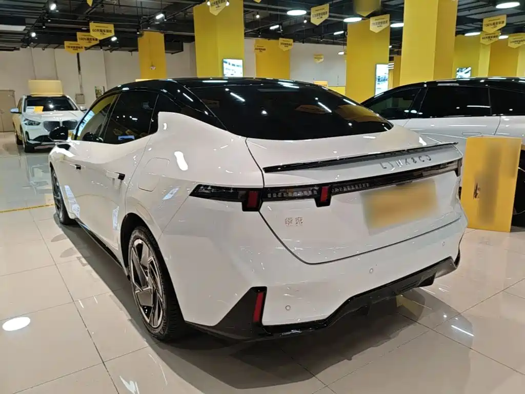 Lynk & Co 07 EM-P — миниатюра 5