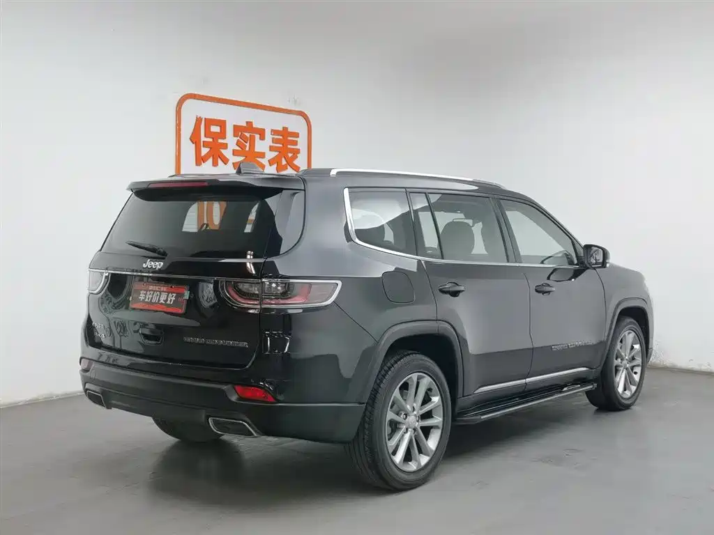 JEEP GRAND COMMANDER