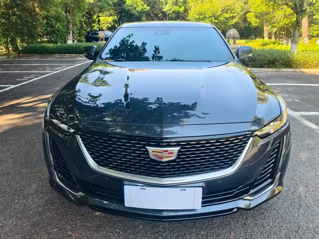 Cadillac CT5 — миниатюра 2