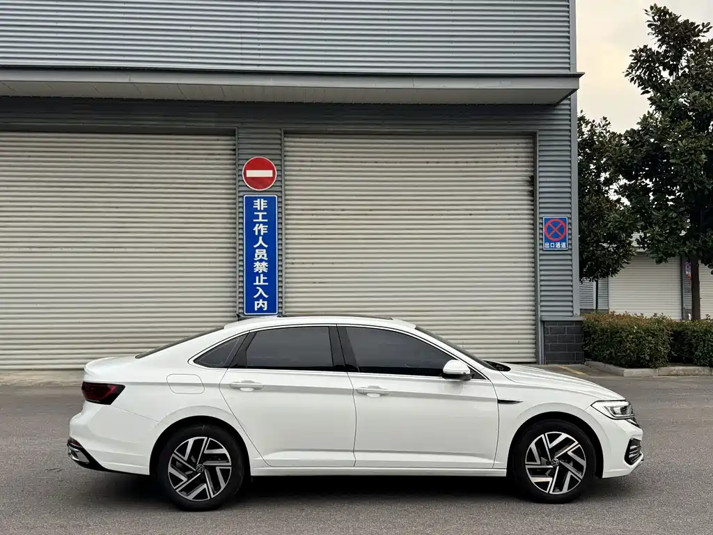 Volkswagen Sagitar — миниатюра 11