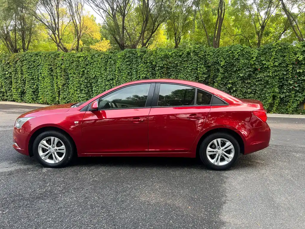 Chevrolet Cruze — миниатюра 7