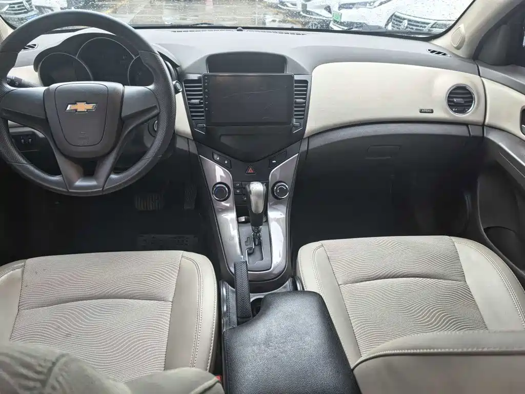 Chevrolet Cruze — миниатюра 8
