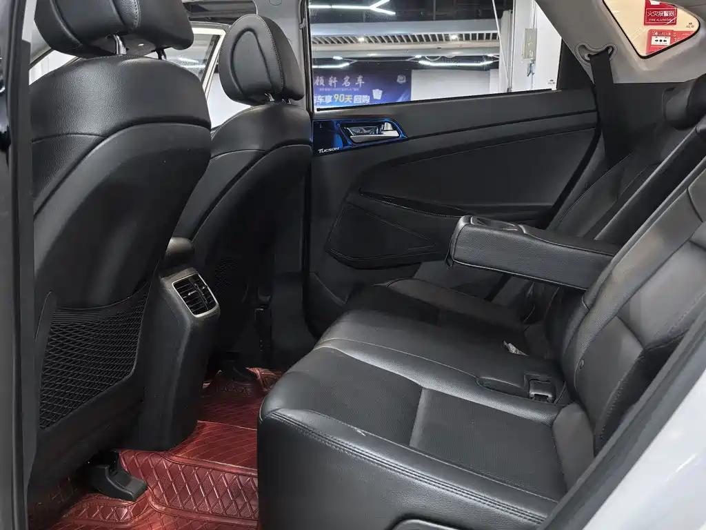 Hyundai Tucson — миниатюра 10