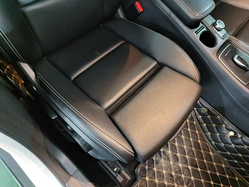 Mercedes-Benz GLA — миниатюра 25