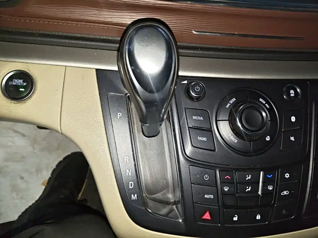 Buick GL8 — миниатюра 14