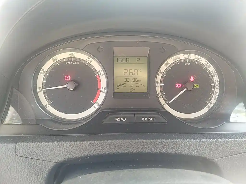 Skoda Rapid — миниатюра 12