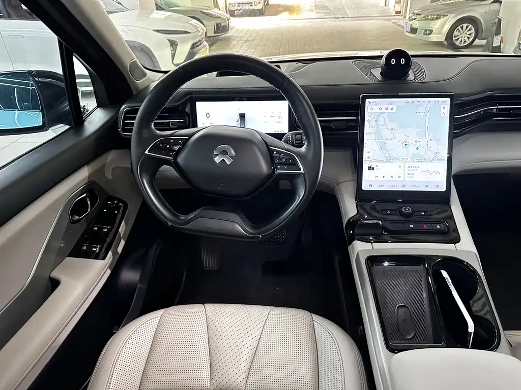 NIO ES8 — миниатюра 11