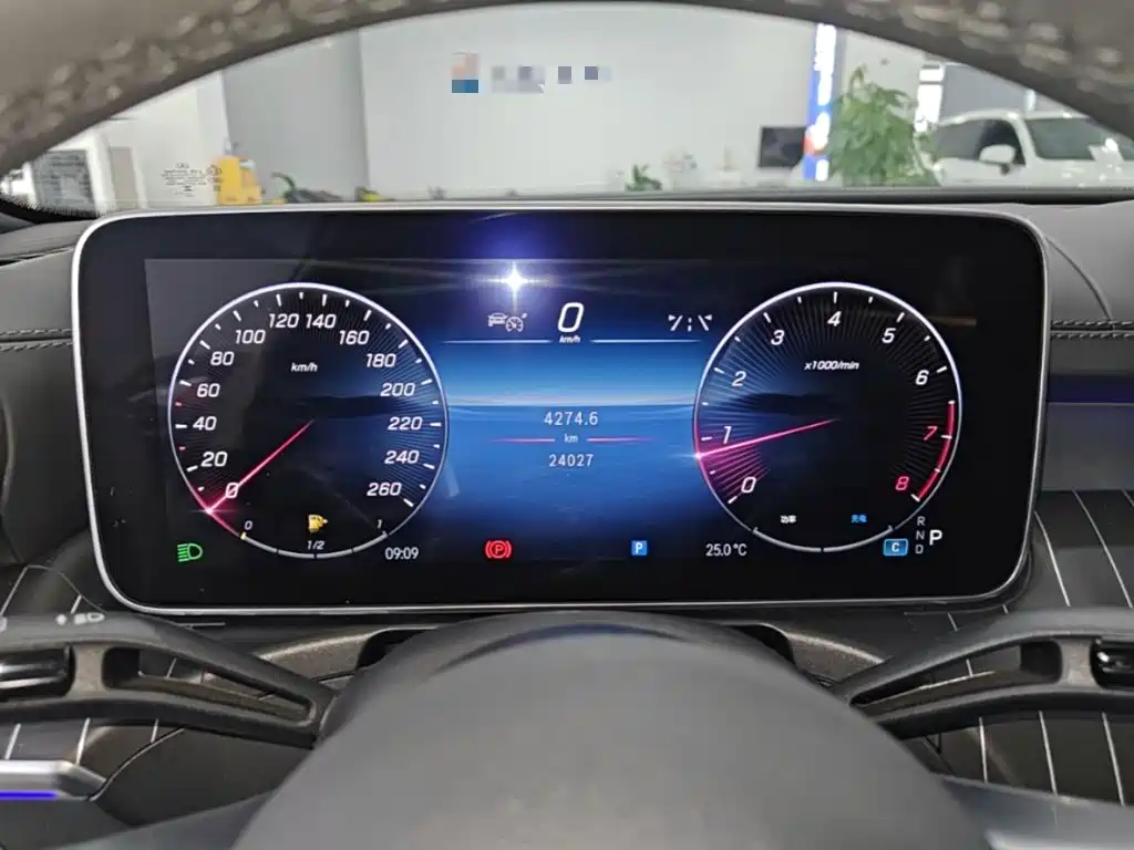 Mercedes-Benz C-Class — миниатюра 12