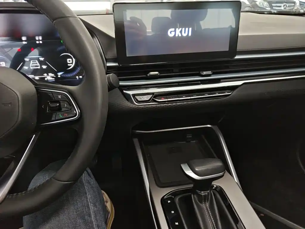 Geely Emgrand — миниатюра 13