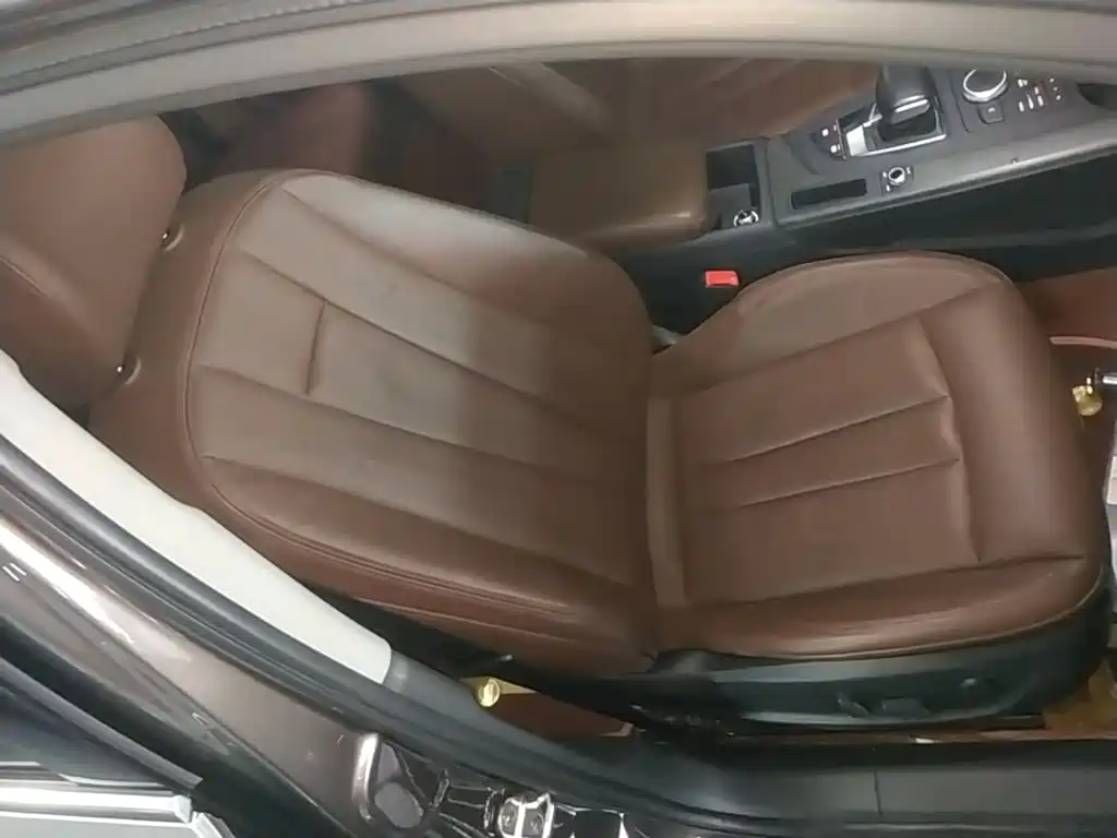 Audi A4L — миниатюра 25