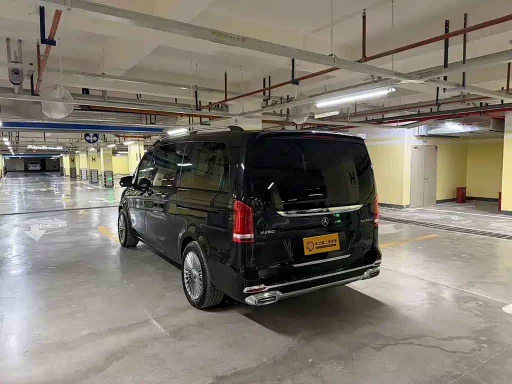 MERCEDES-BENZ V CLASS