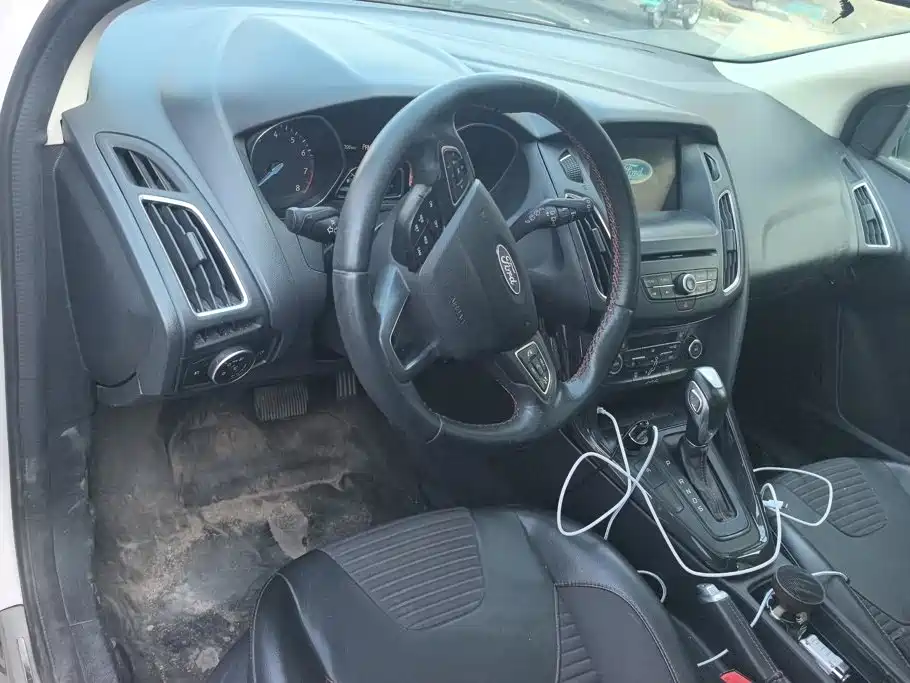 Ford Focus — миниатюра 12