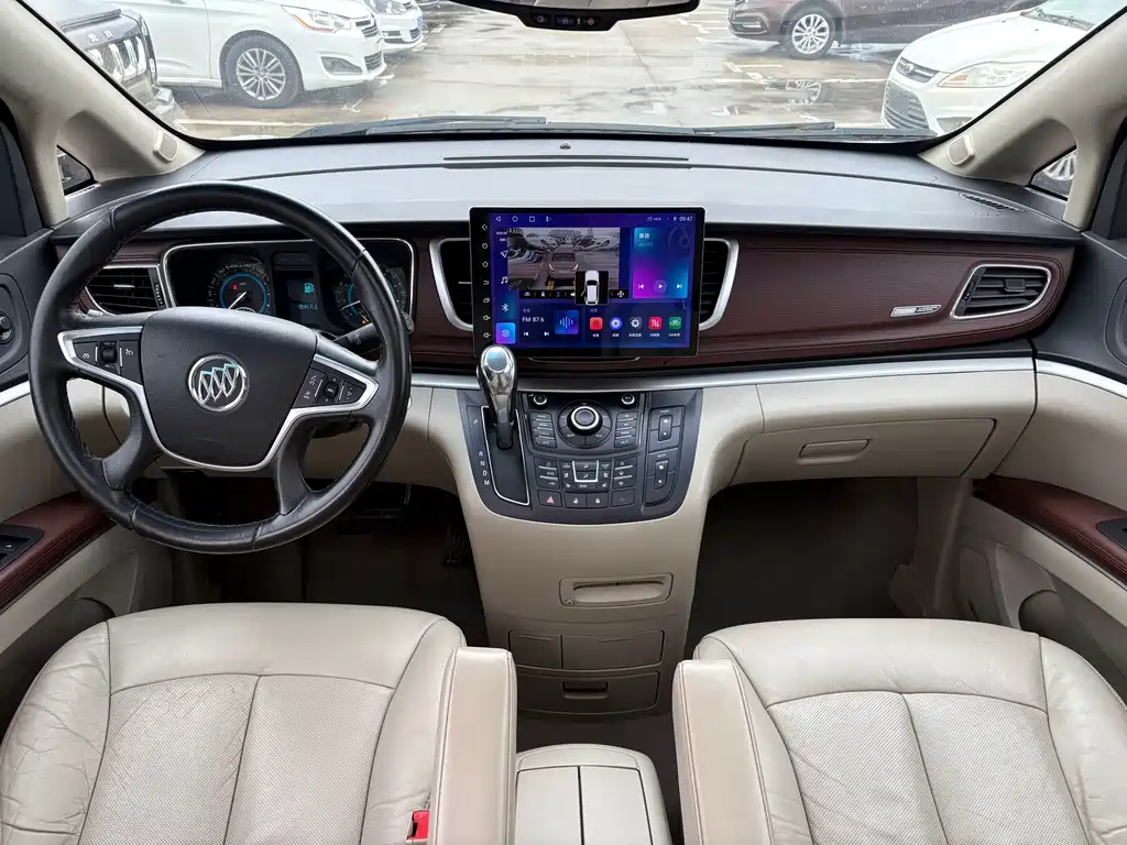Buick GL8 — миниатюра 9