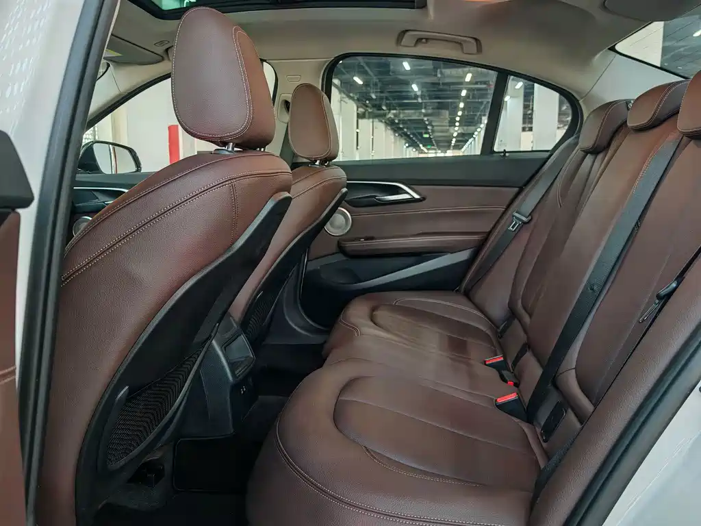 BMW 1 Series — миниатюра 20