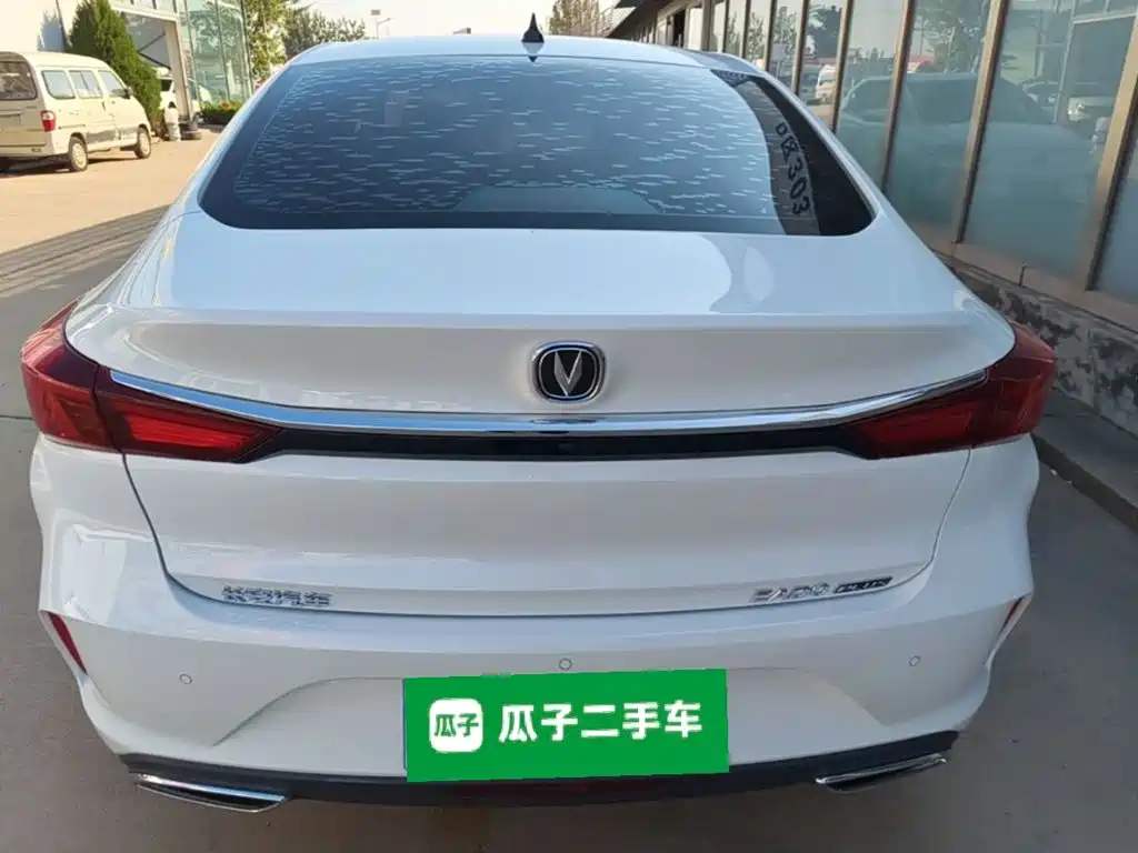 Changan Eado — миниатюра 6