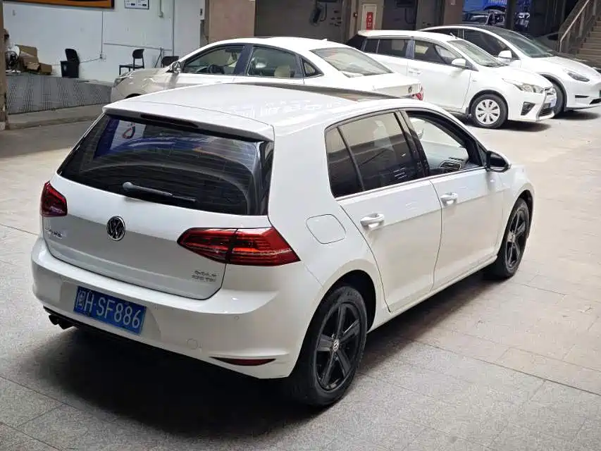 Volkswagen Golf — миниатюра 4