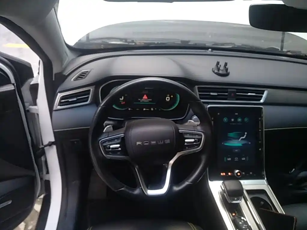 Roewe RX5 New Energy — миниатюра 11