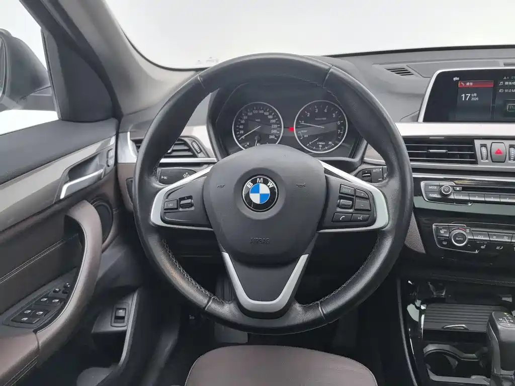 BMW X1 — миниатюра 11