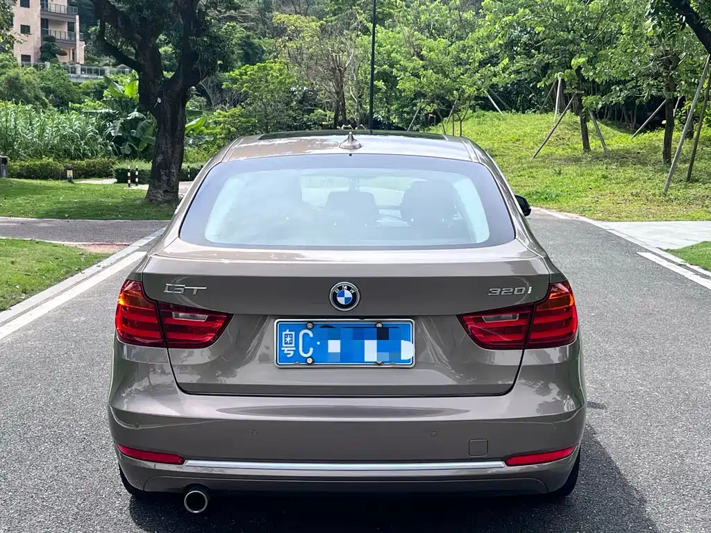 BMW 3 Series GT — миниатюра 7