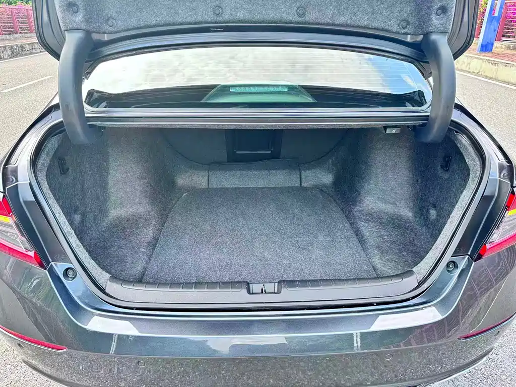 Honda Accord — миниатюра 14