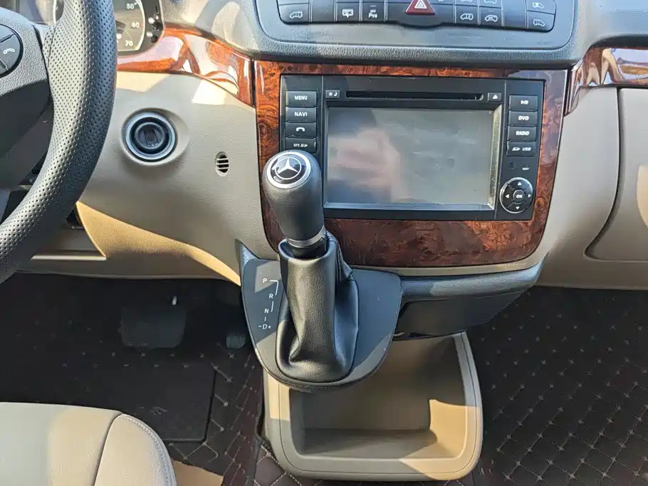 Mercedes-Benz Viano — миниатюра 16