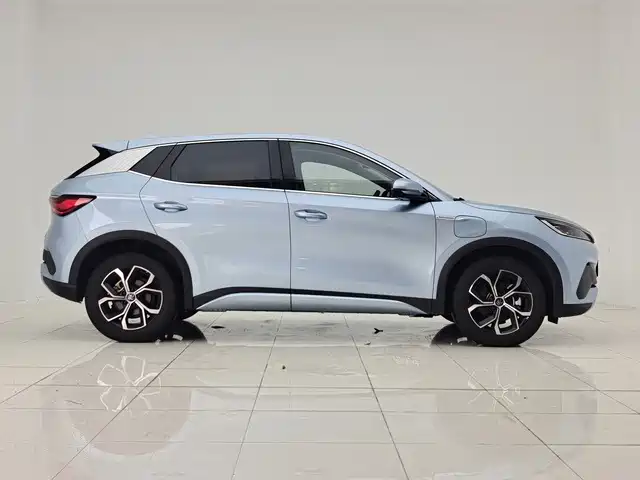 BYD Yuan Plus — миниатюра 8