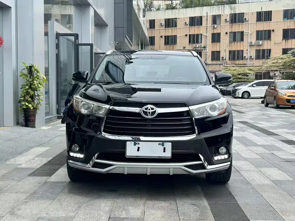 Toyota Highlander — миниатюра 19