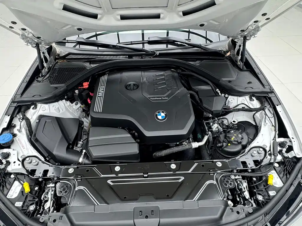 BMW 3 Series — миниатюра 17
