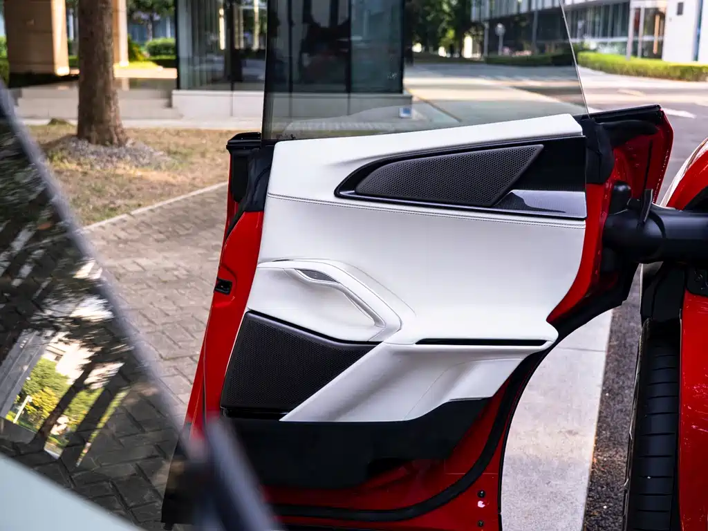 Ferrari Purosangue — миниатюра 32
