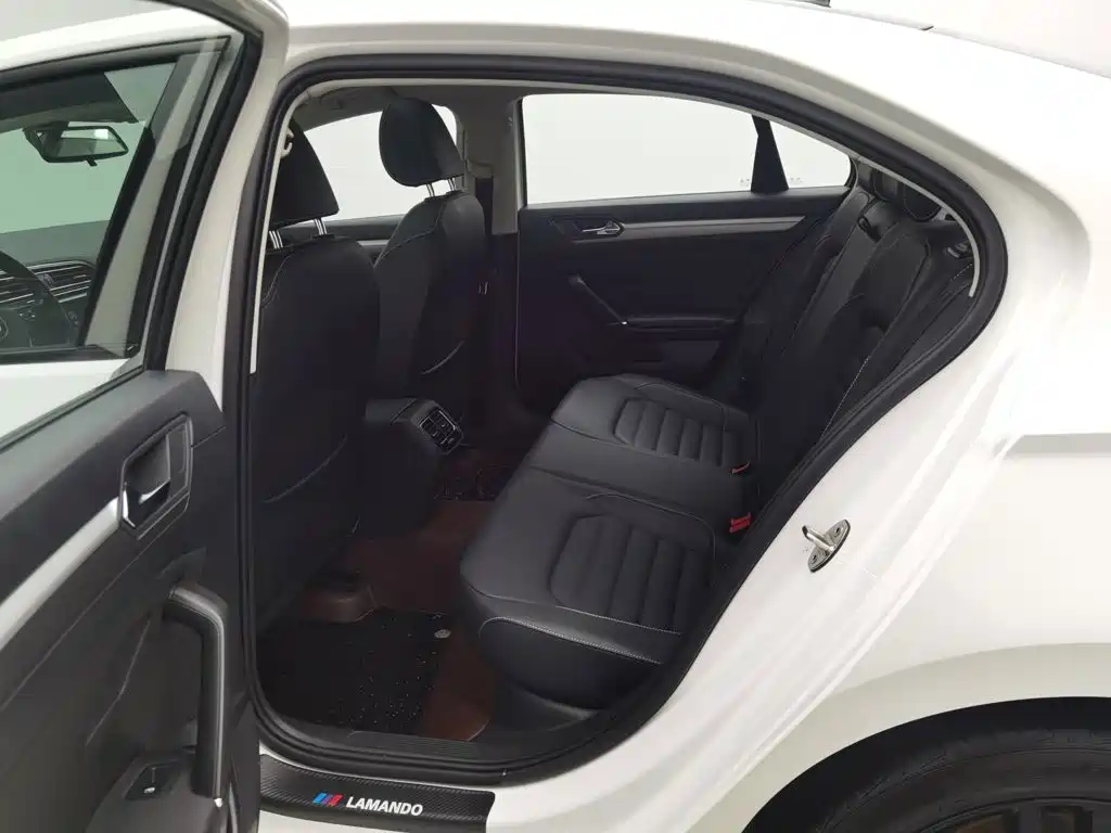 Volkswagen Lamando — миниатюра 15