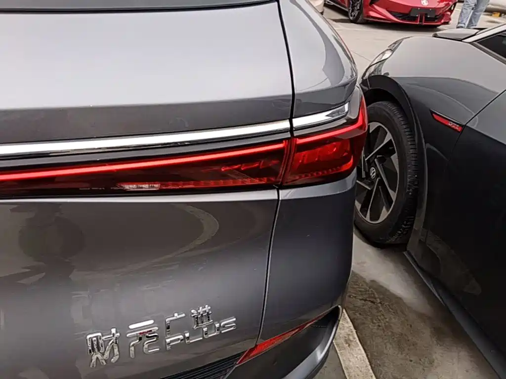 BYD Yuan Plus — миниатюра 8