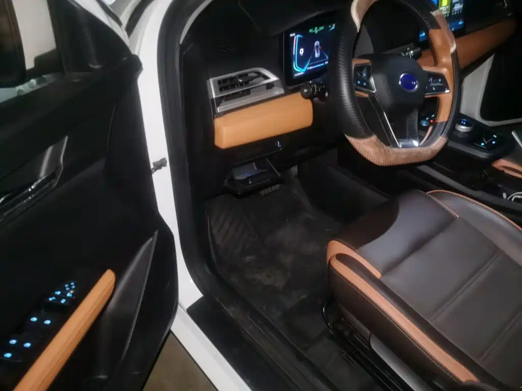 BYD e2 — миниатюра 17