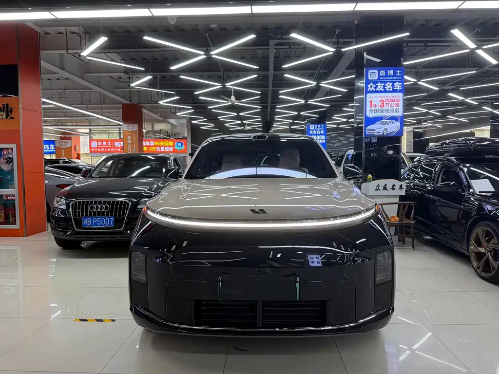 Li Auto Li L9 — миниатюра 2
