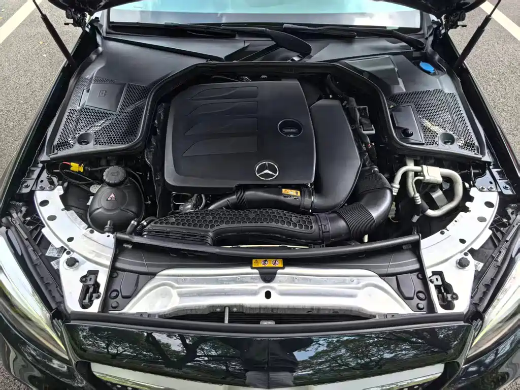Mercedes-Benz C-Class — миниатюра 19