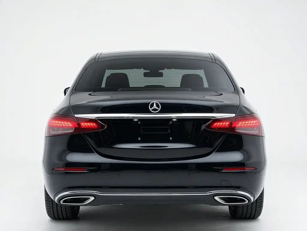 Mercedes-Benz E-Class — миниатюра 5