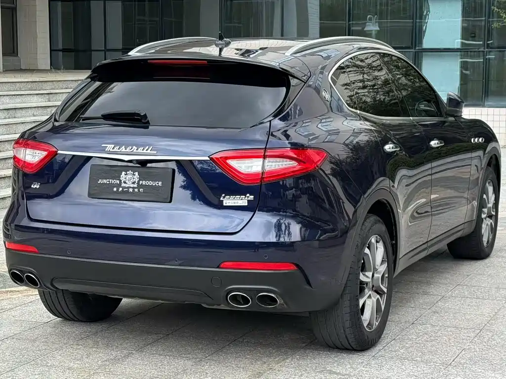 Maserati Levante — миниатюра 6
