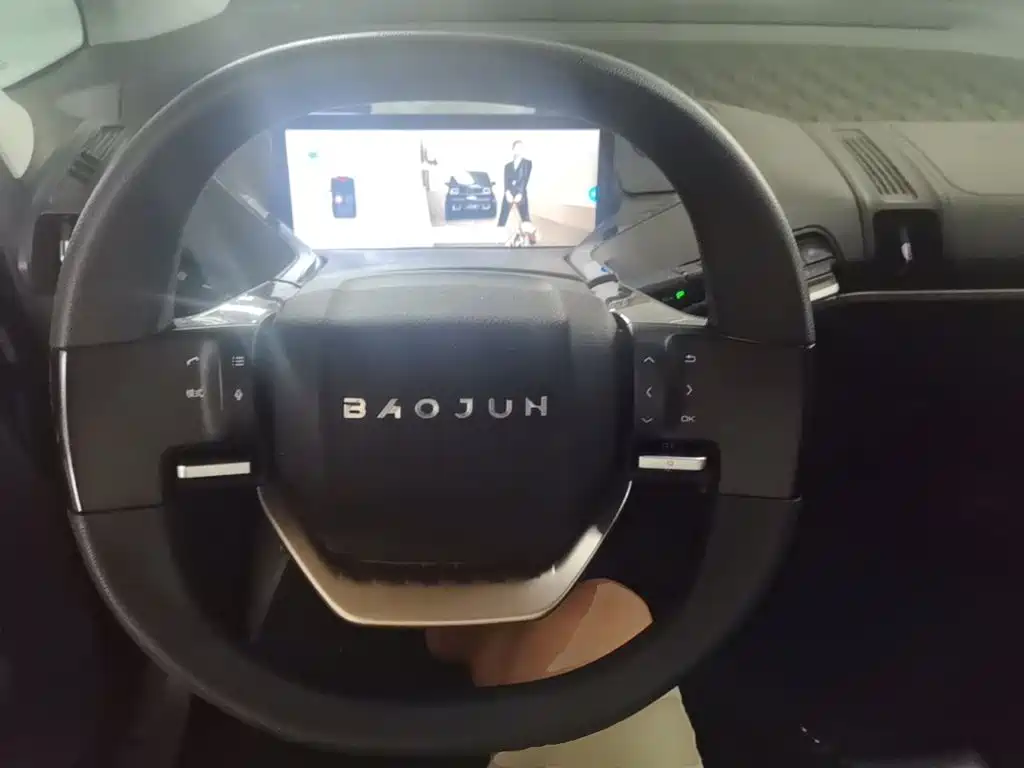 Baojun KiWi EV — миниатюра 11