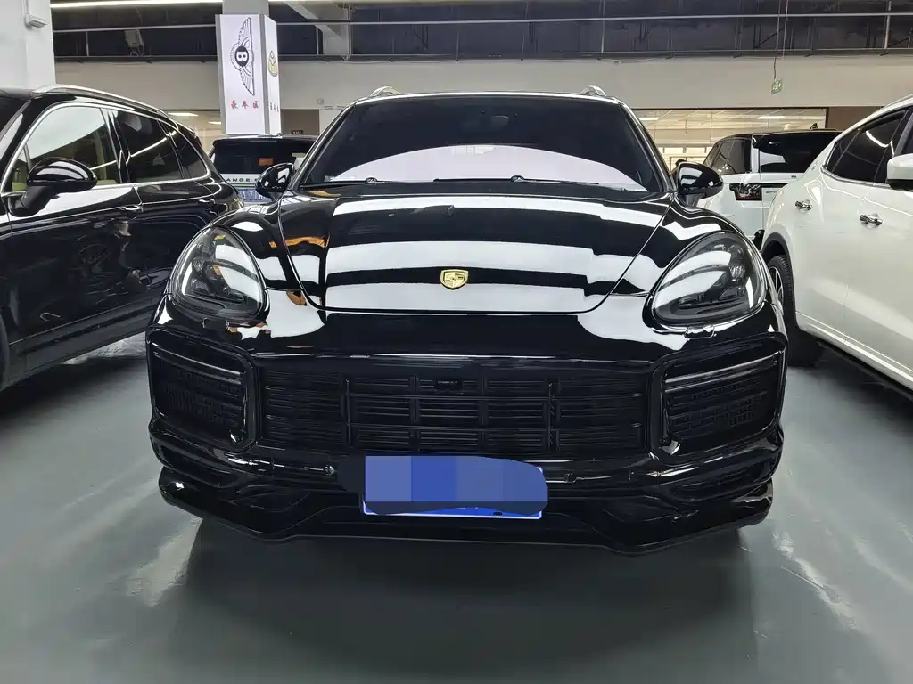 Porsche Cayenne — миниатюра 2