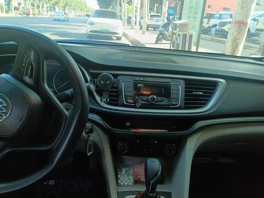 Buick Excelle — миниатюра 13