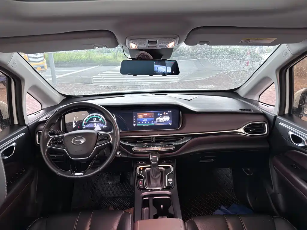 GAC Motor Trumpchi M6 — миниатюра 5