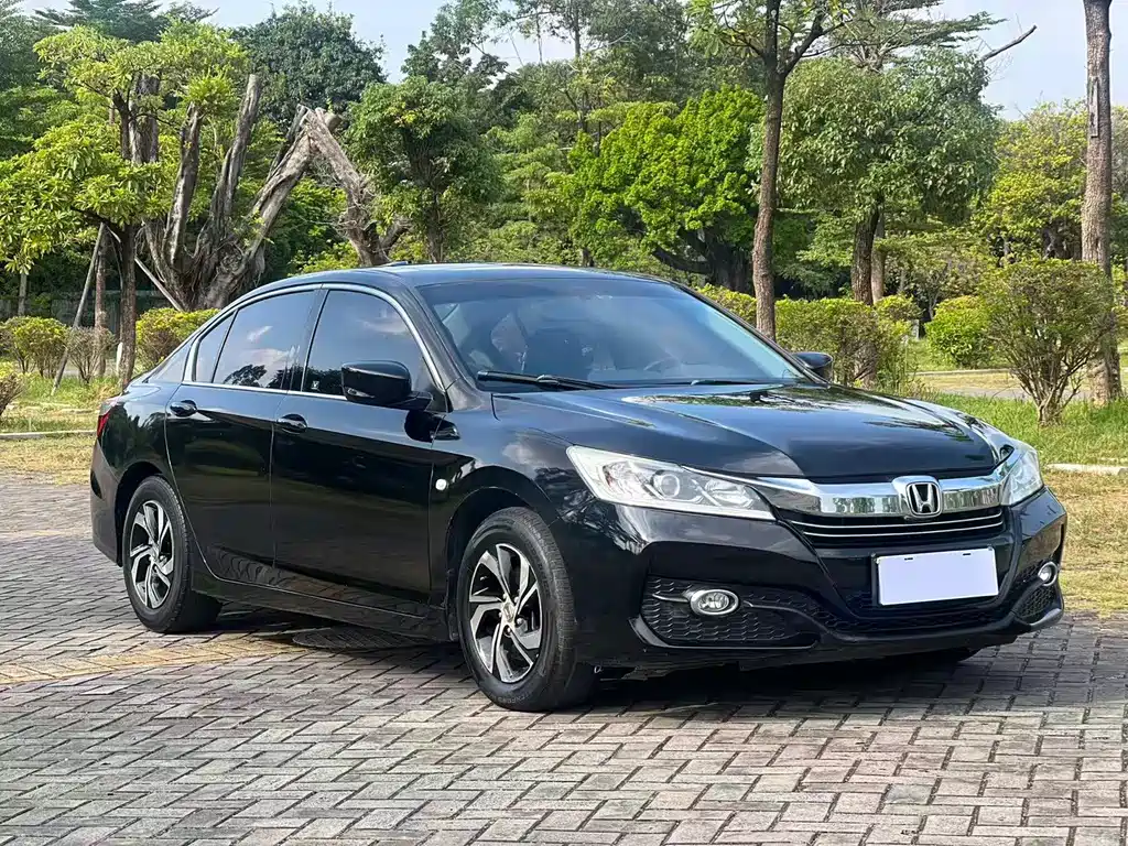 Honda Accord — миниатюра 3