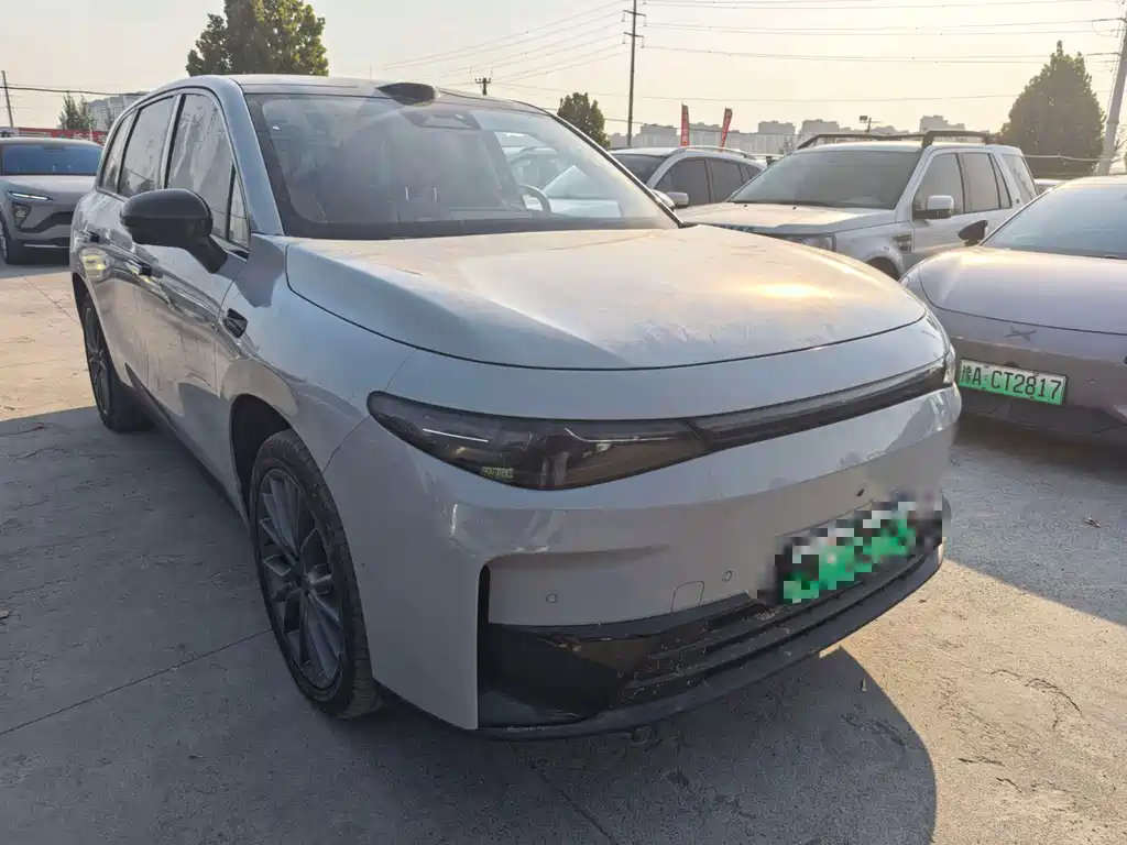 Leapmotor Leapmotor C10 — миниатюра 3