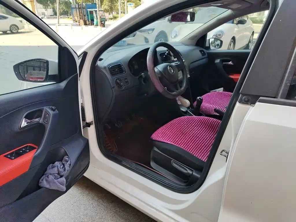 Volkswagen Polo — миниатюра 14