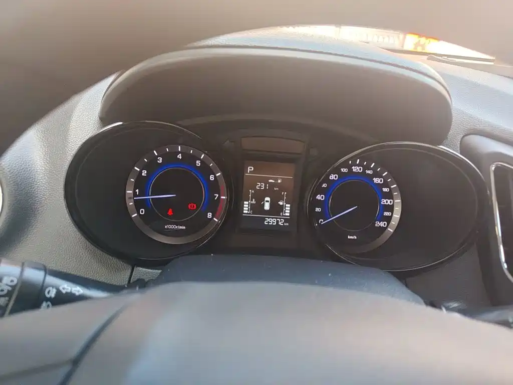 Changan CS15 — миниатюра 4
