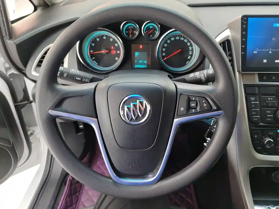 Buick Excelle — миниатюра 15