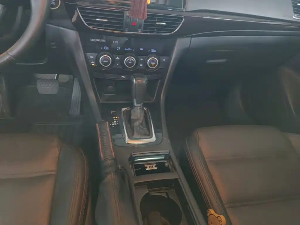 Mazda Atenza — миниатюра 14