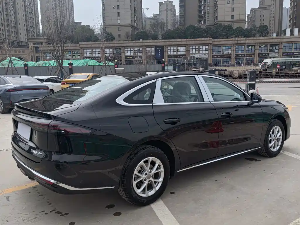 Geely Galaxy Galaxy 6 6 2026 125km