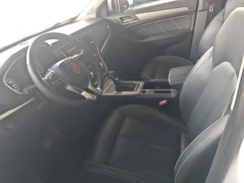 Roewe RX5 — миниатюра 15