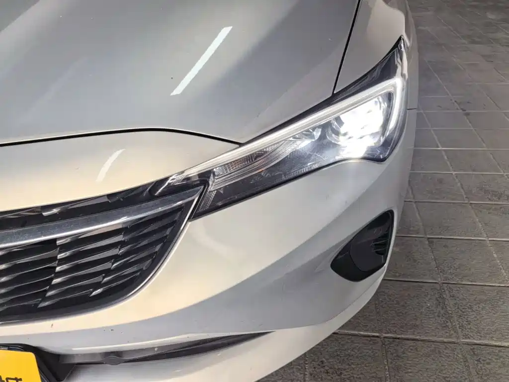 Buick Verano — миниатюра 24